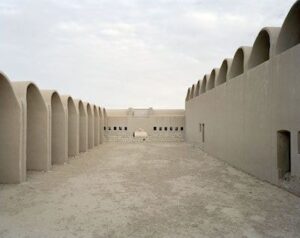 🌍 Hassan Fathy: A Visionary Architect Who Blended Tradition with Modernity 🌍