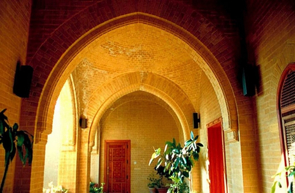 🌍 Hassan Fathy: A Visionary Architect Who Blended Tradition with Modernity 🌍