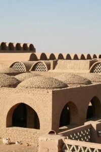 🌍 Hassan Fathy: A Visionary Architect Who Blended Tradition with Modernity 🌍