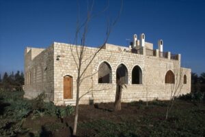 🌍 Hassan Fathy: A Visionary Architect Who Blended Tradition with Modernity 🌍
