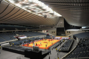 Interior of Yoyogi 1st Gymnasium in 2012. Image © UserSTB-1 via WIkipedia under licnese CC BY-SA 3.0