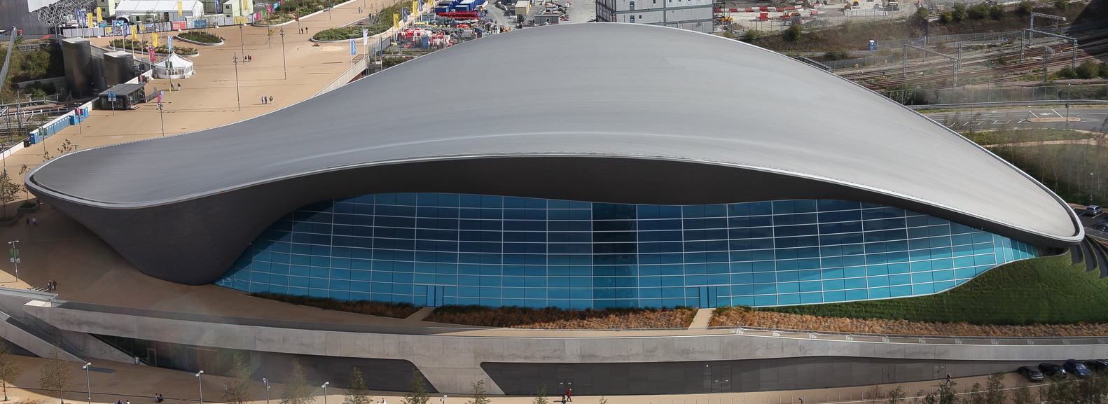 The Aquatics Centre after the public opening in 2014. Image © Rick Ligthelm, Wikimedia Commons, CC BY 2.0